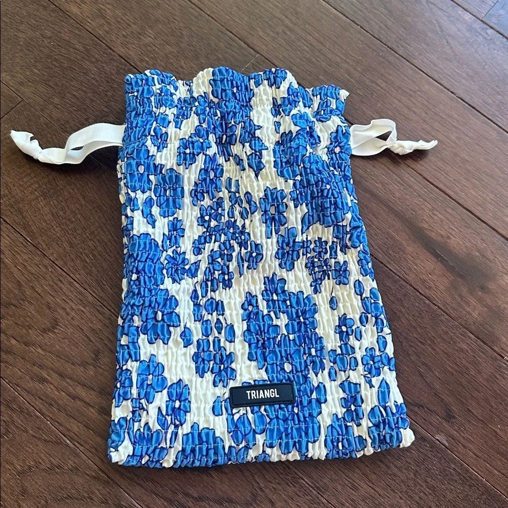 Triangl Blue/White Drawstring Bag